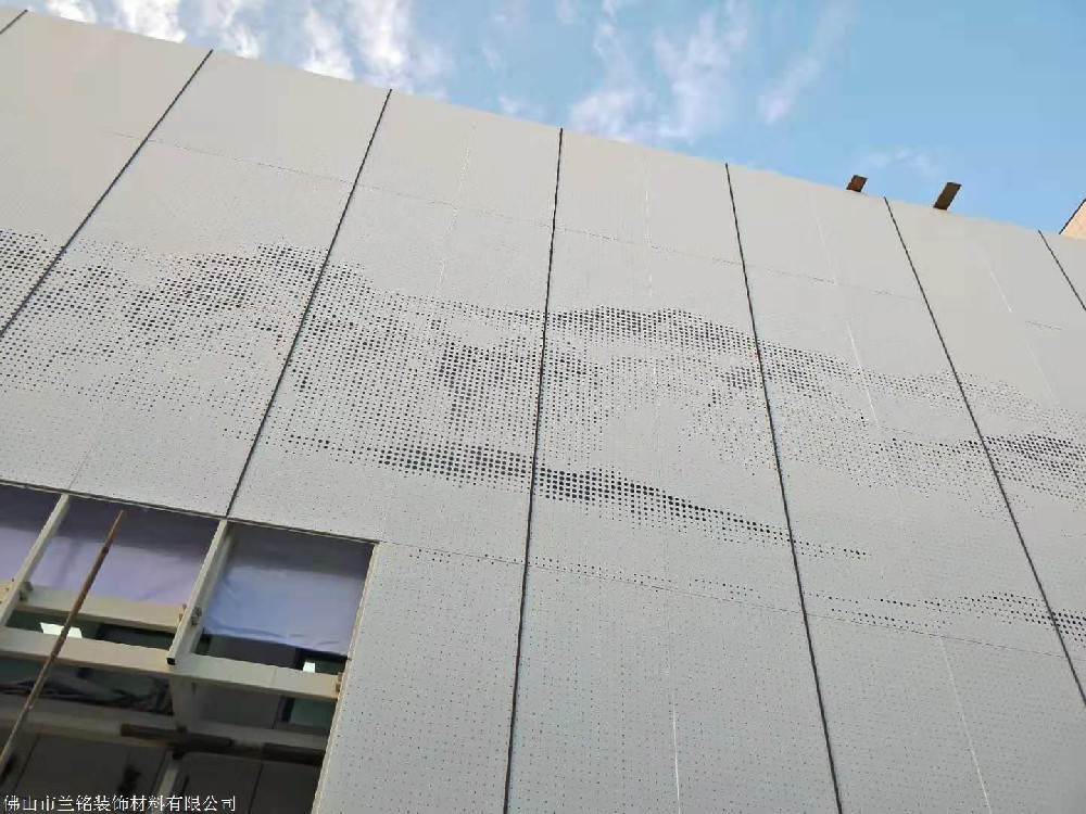 氟碳铝单板用在室内还是用在室外好