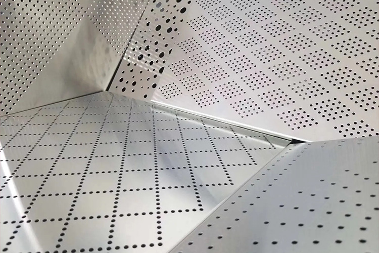穿孔铝板